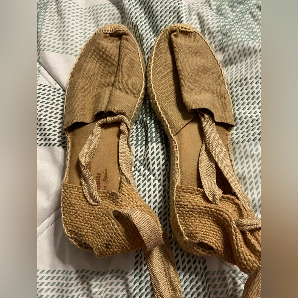 RAMONCINAS Tan Canvas Jute Lace-Up Espadrille Flats
